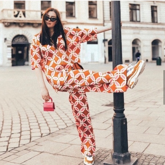 LAST ONE Zara Pajama Style Two Piece Set - Picture 4 of 16